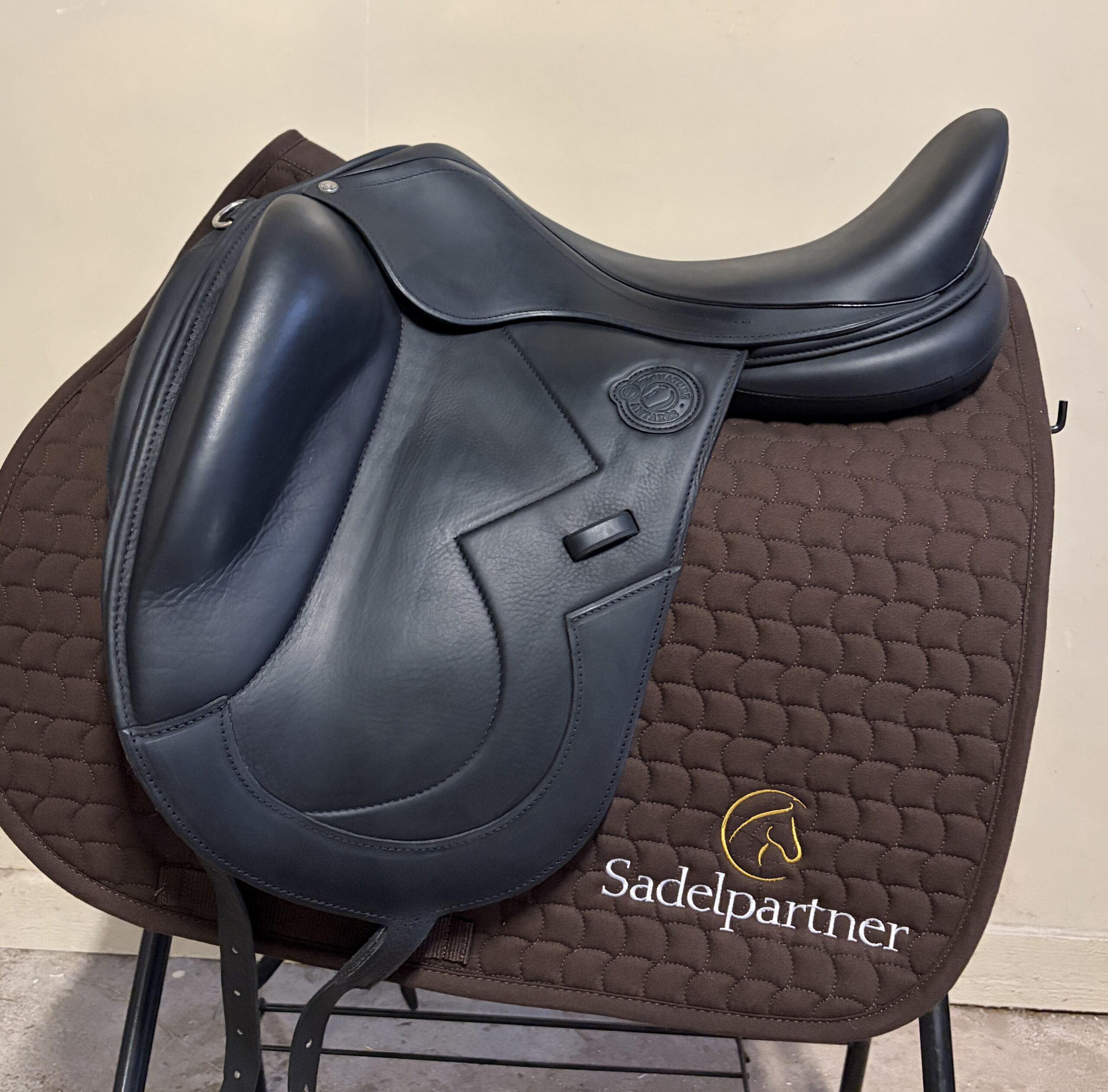 Begagnad Antares Signature